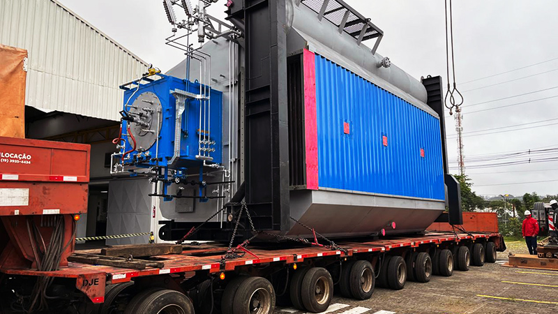 blog-interna-caldeira-grande-porte As caldeiras para grandes capacidades são equipamentos essenciais em processos industriais que exigem altos volumes de geração de vapor